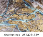 a river in tibet,  Glacier meltwater formation