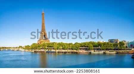 Riverside panorama of Eiffel Tower in Paris. France