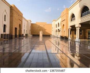 Riyadh, Saudi Arabia - November, 17 2018: The Old Mosque Inside King Abdul Aziz Historical Center, One Of The Most Popular Places And A Landmark In Riyadh.