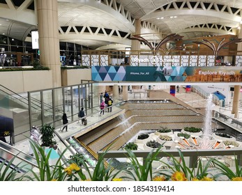 Riyadh / Saudi Arabia - October 6, 2020: Passengers Arrive At The King Khalid International Airport