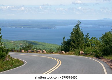 Road To Acadia National Park On Cadillac Mountain. State Of Maine, USA