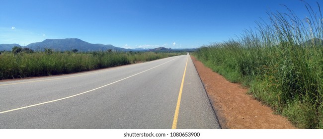 Road, Benguela, Angola, África