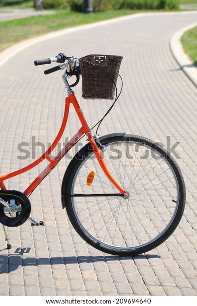 road bike with basket
