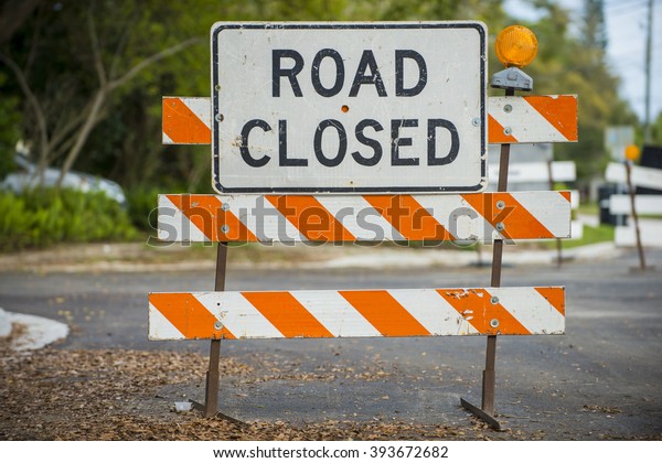 Road Closed Signs Detour Traffic Temporary Stock Photo Edit Now 393672682