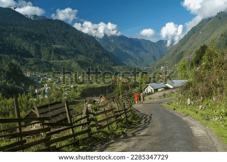 Road of Lachung, Lachung valley, town and a beautiful hill station in Northeast Sikkim, India. 9,600 feet and at the confluence of the lachen and Lachung Rivers, both tributaries of the River Teesta.