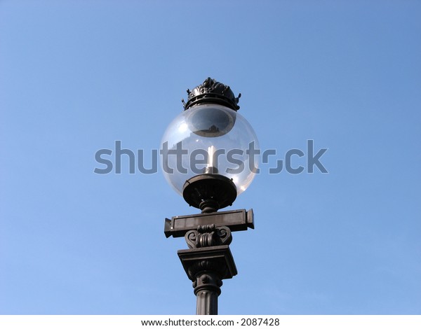 Road lamp