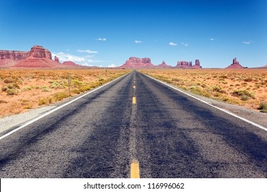 Road to the Monument Valley, Arizona