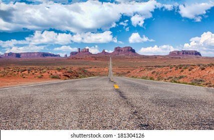 Road To Monument Valley, Utah