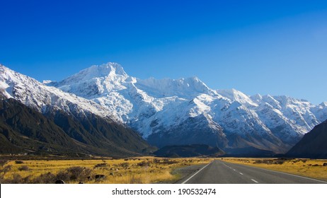 Road To Mountain, New Zealand Traveling In Winter