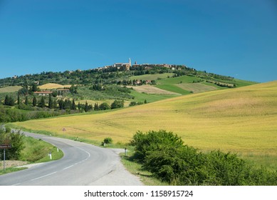 Road To Pienza