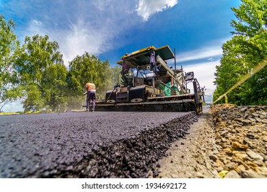 Asphalt Paver High Resolution Stock Photography and Images - Alamy