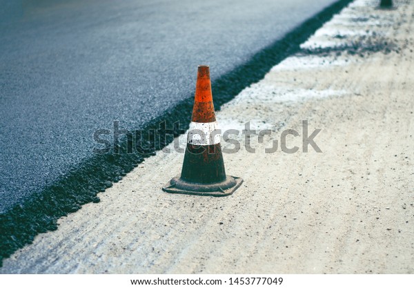 road repair road signs safety\
