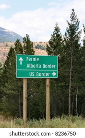 Road Sign In Canada - Directions To US Border