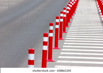 Road Sign Flexible Plastic Bollard On Stock Photo 658861345 | Shutterstock