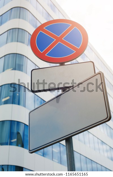 Road Sign \