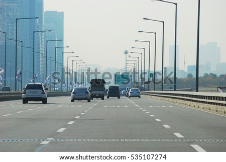 road, thoroughfare