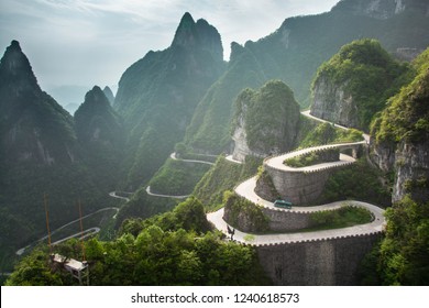 Road To Tianmen Mountain