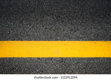 70,668 Carreteras con linea amarilla Images, Stock Photos & Vectors ...