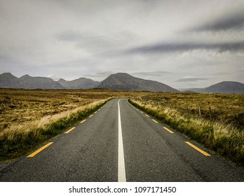 Country and irish Images, Stock Photos & Vectors | Shutterstock