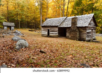 Roaring Fork Motor Road, The Great Smoky Mountains National Park. Old Cabin In Autumn