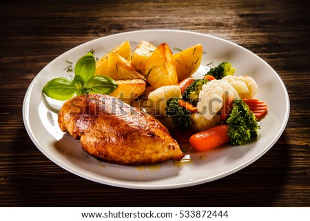 Roast chicken fillet and vegetables