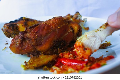 Roast Chicken With Spicy Chili Garlic Sauce.