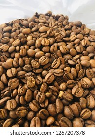 Roasted Arabica Coffee bean. - Shutterstock ID 1267207378