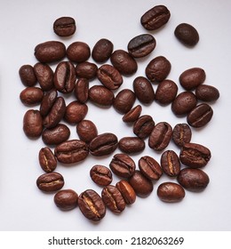 Roasted Coffee Beans. Macro Photography. Selective Focus