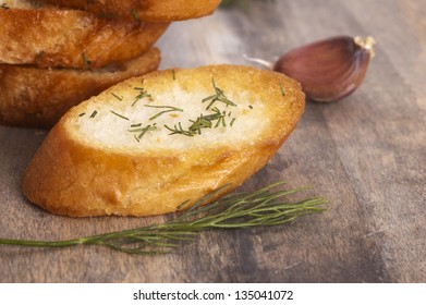 Roasted Garlic Bread With Herbs