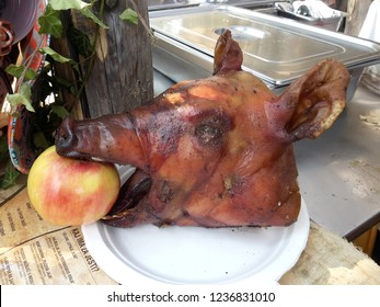 lechon with apple