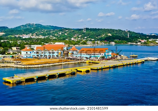 45 Winter On Roatan Honduras Images, Stock Photos & Vectors | Shutterstock