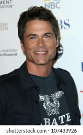 Rob Lowe  At Stand Up To Cancer. Kodak Theater, Hollywood, CA. 09-05-08