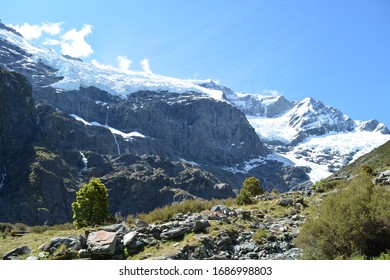 Rob Roy Glacier Hiking Near Wanaka NZ