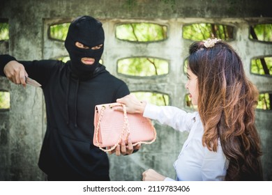 2,968 Masked Female Robber Images, Stock Photos & Vectors 