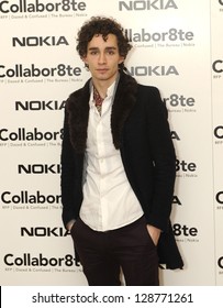 Robert Sheehan Images Stock Photos Vectors Shutterstock