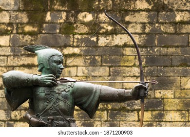 Robin Hood Statue In Nottingham