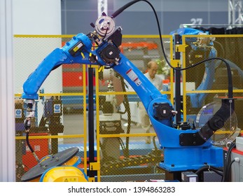 Robot 6 Axis Work For Welding In Automation Industry Can Work In Harsh Environment  