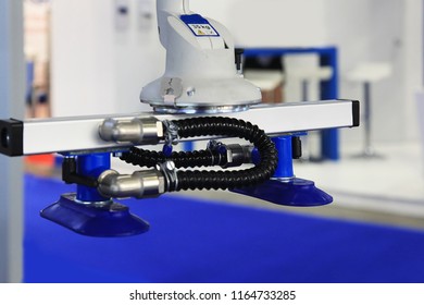 Robot With Vacuum Suction Cups For Moving Boxes