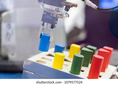 pick and place automation equipment