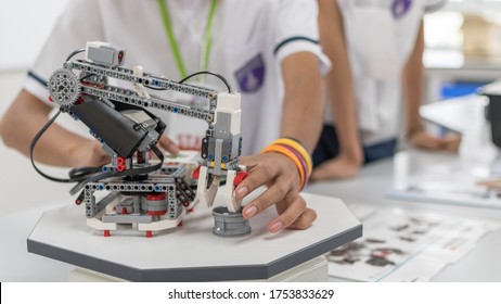 Robotic Lab Class With School Students Blur Background In AI Learning Or Group Study Workshop In Science Technology Engineering Classroom For STEM Education 