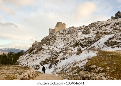 Rocca Calascio Winter Snow Ancient Fortress Stock Photo 1304046541 ...