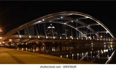 Rochester Bridge From Corn Hill