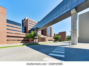 Rochester, MN, USA - Aug. 5, 2022: Saint Mary's Hospital And Mayo Clinic