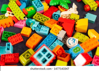 25 Duplo blocks pile Images, Stock Photos & Vectors | Shutterstock