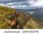 The “Three Sisters” rock formation near Katoomba, Blue Mountains National Park, NSW, Australia