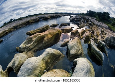 Rock Formations Band Of Tama River (Tokyo Akishima)