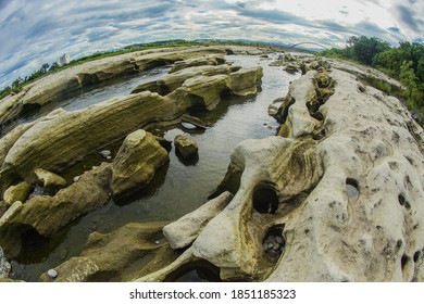 Rock Formations Band Of Tama River (Tokyo Akishima)