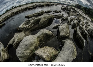 Rock Formations Band Of Tama River (Tokyo Akishima)