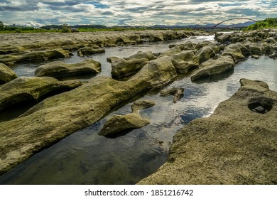 Rock Formations Band Of Tama River (Tokyo Akishima)