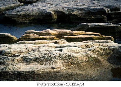 Rock Formations Band Of Tama River (Tokyo Akishima)